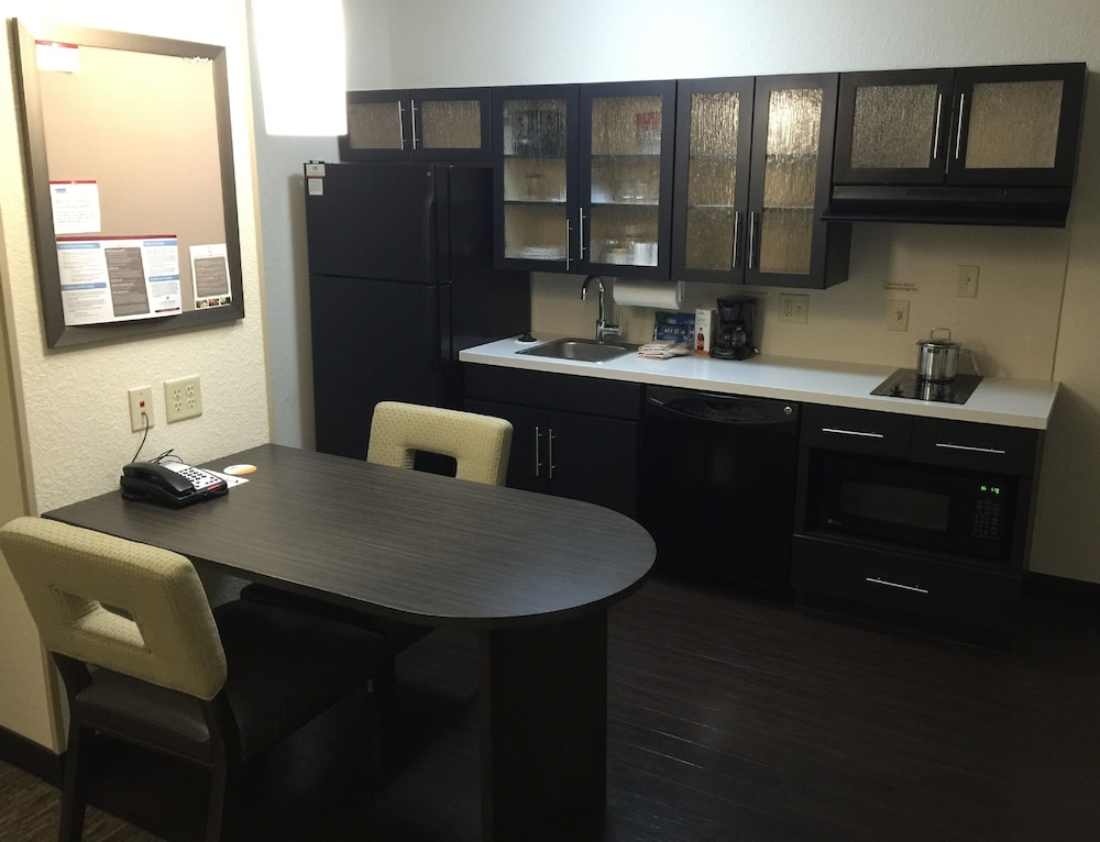 Candlewood Suites Woodward 31/42