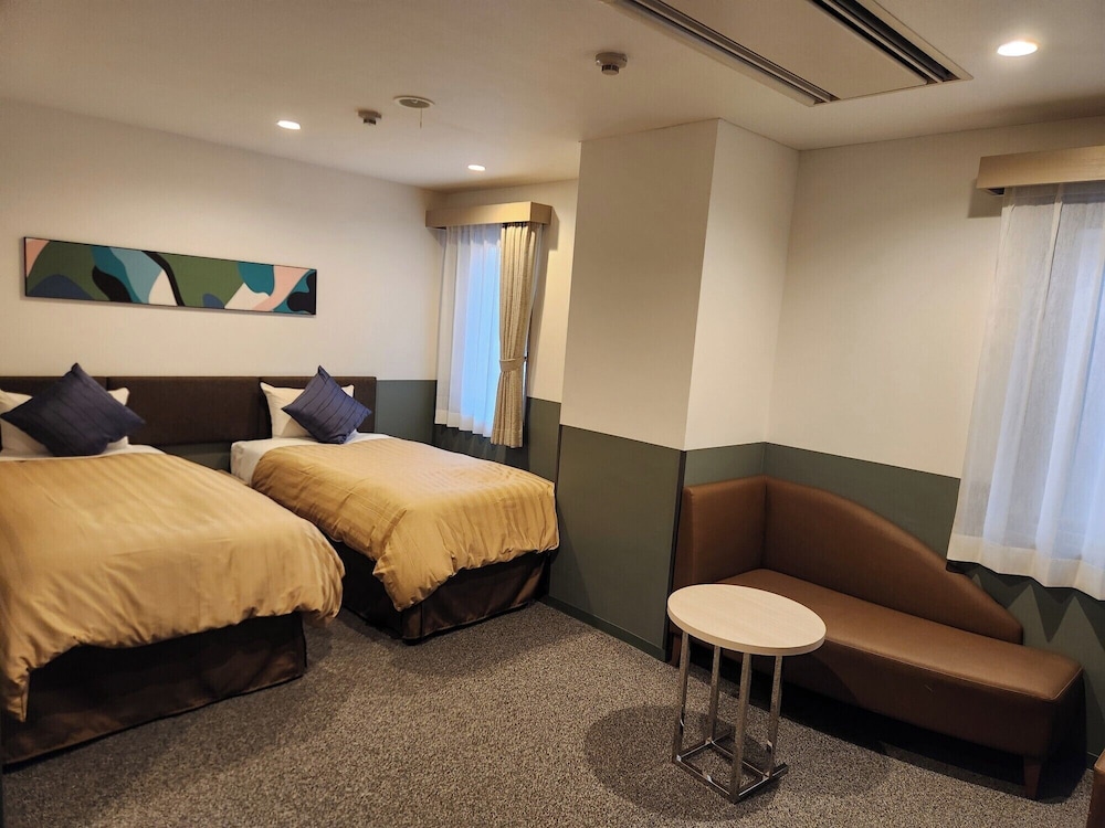 Deluxe, Twin Beds