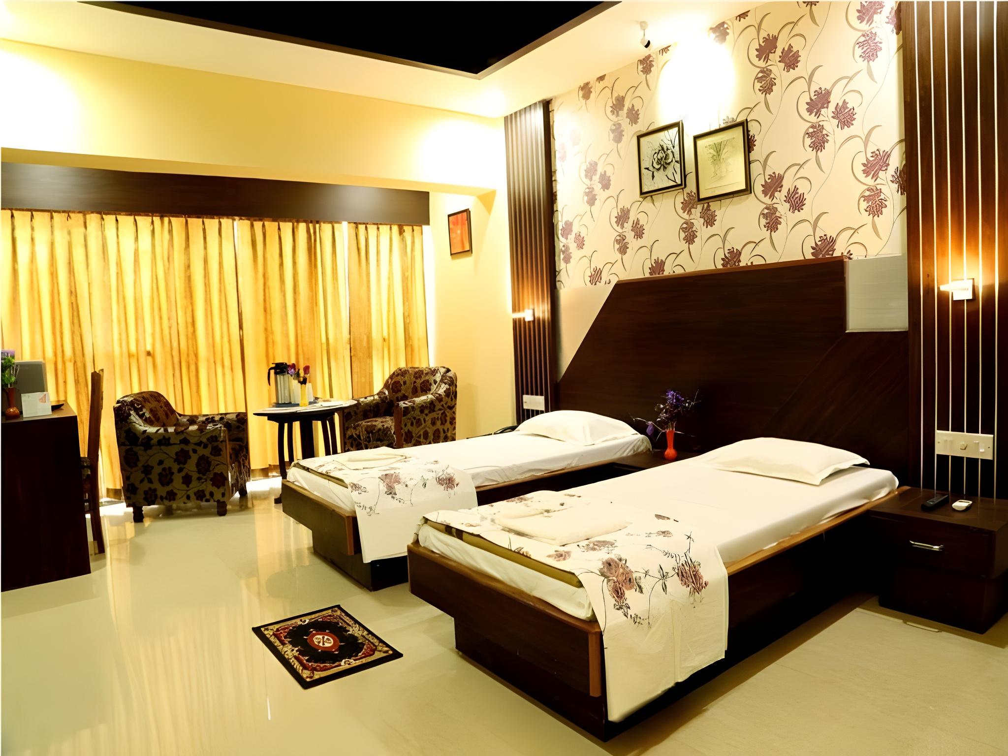 HOTEL RICHI 4/8