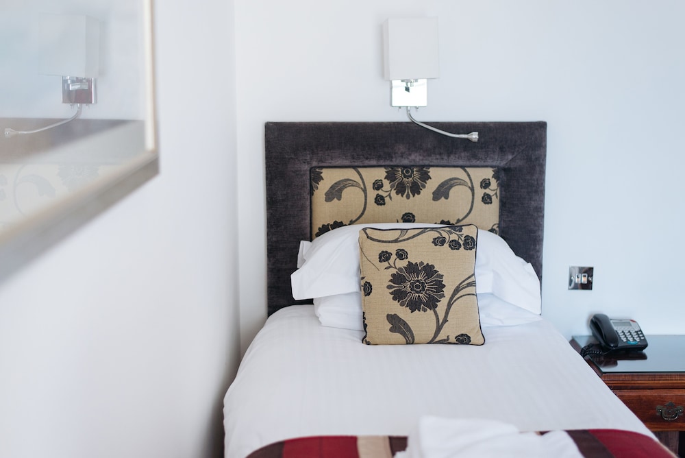 The Palace Hotel Spa 17/50
