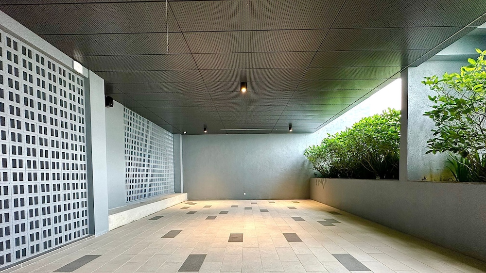 Millers Square by MyKey Global 51/59