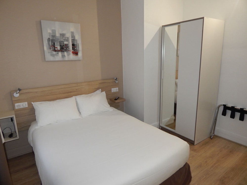 غرفة كومفورت بسرير مزدوج، Comfort Hotel Alba Rouen 2/3