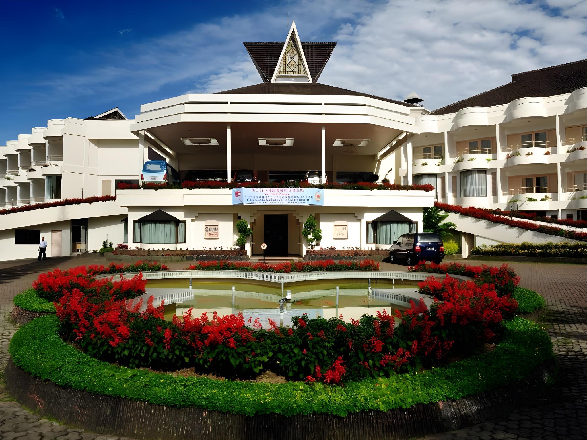 Grand Mutiara Hotel 8/48