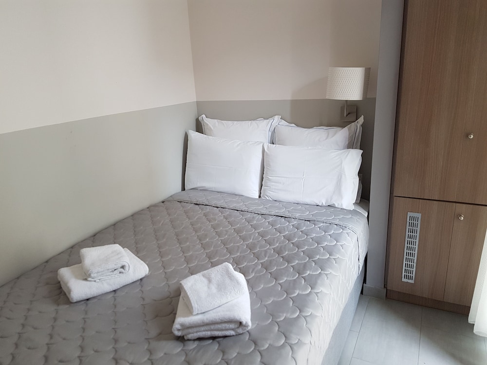 Dimitra Boutique Hotel 35/54
