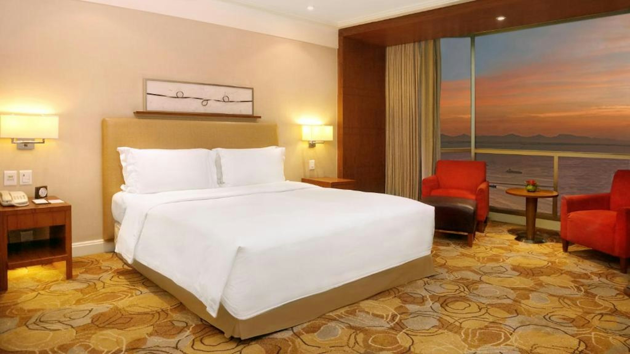 BAYVIEW SUITE