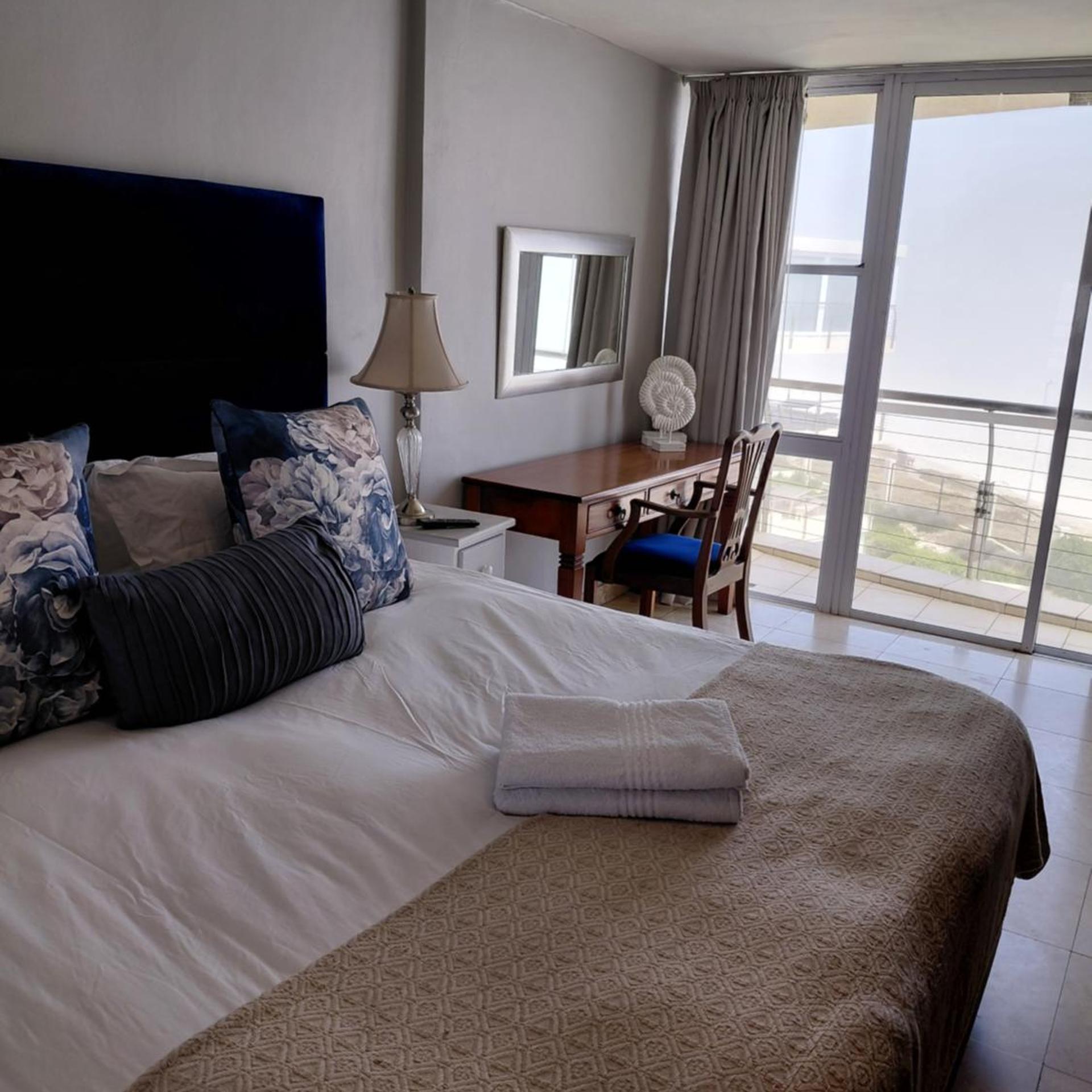 Cape beach penthouse 7/31