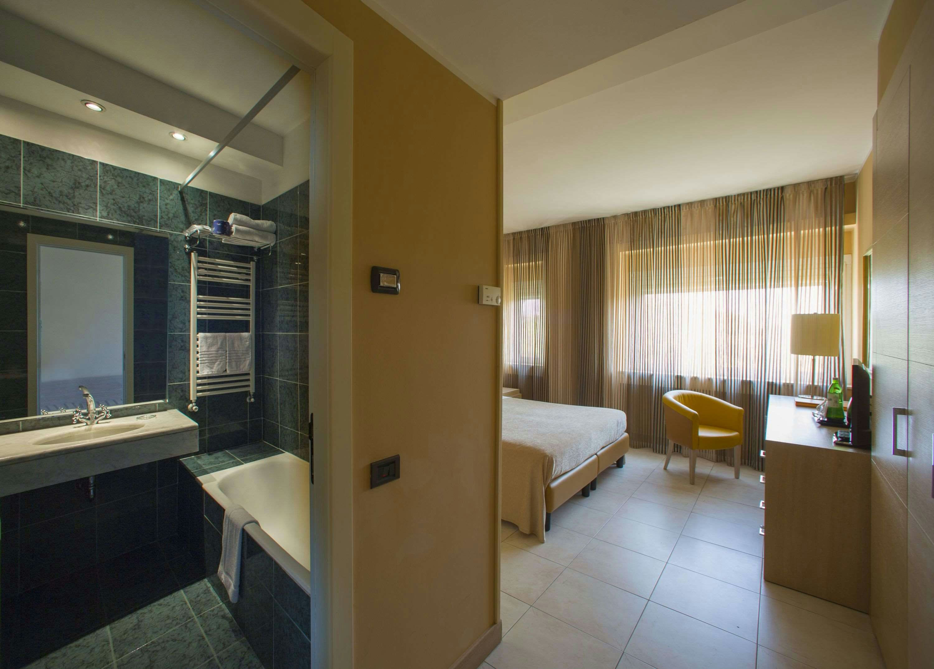 Hotel Excelsior 22/22
