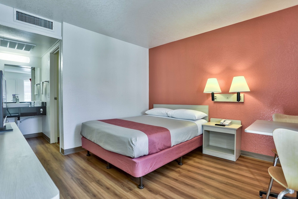 Motel6 Flagstaff, AZ - Butler 20/50