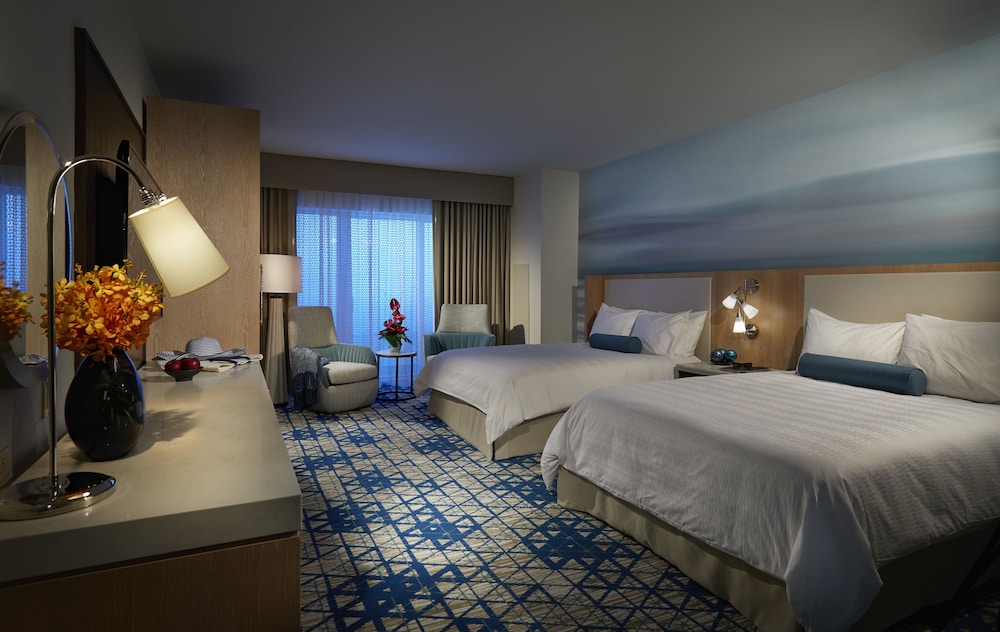 Seminole Hard Rock Hotel & Casino Hollywood 16/83