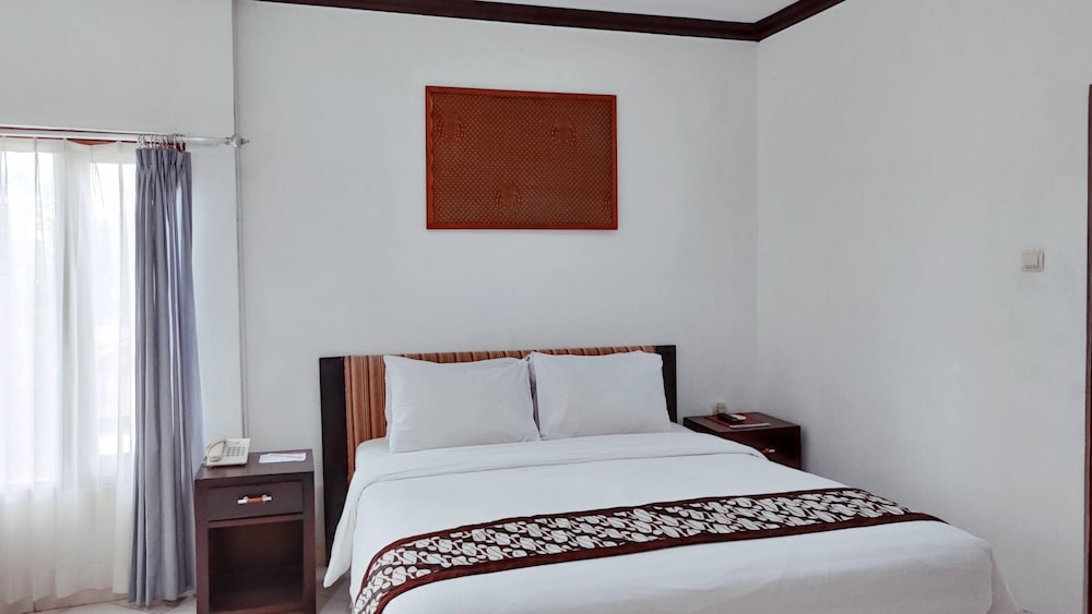 Paku Mas Hotel 9/41