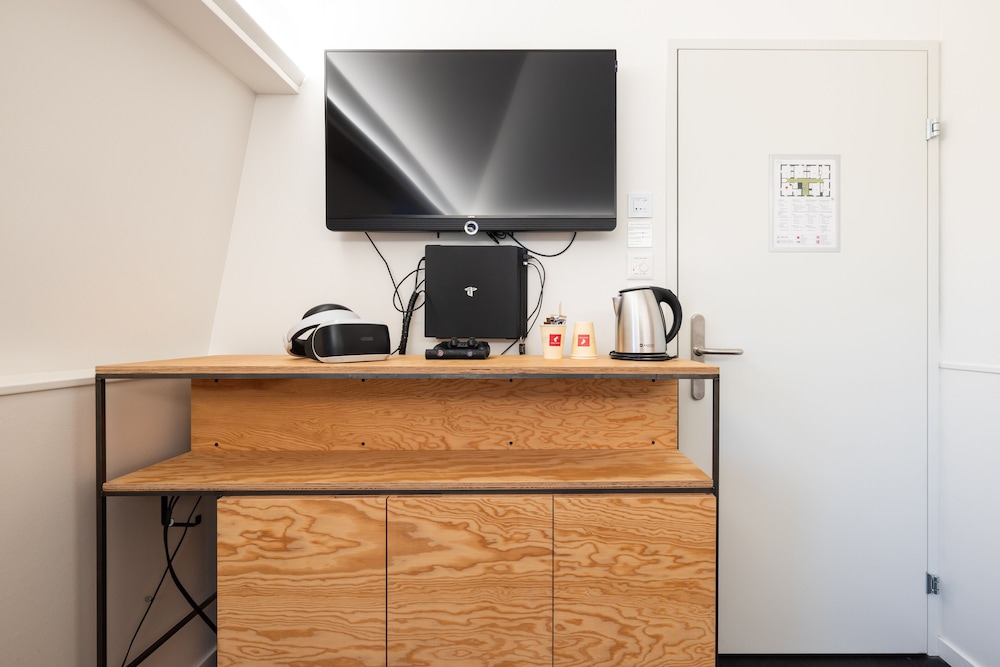 Fred Guest House Zurich Hauptbahnhof 2/50