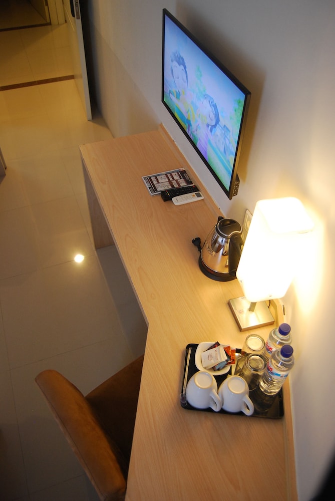 Bekizaar Hotel 28/56