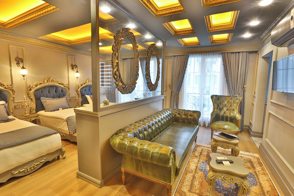 Real King Residence Hotel 58/78