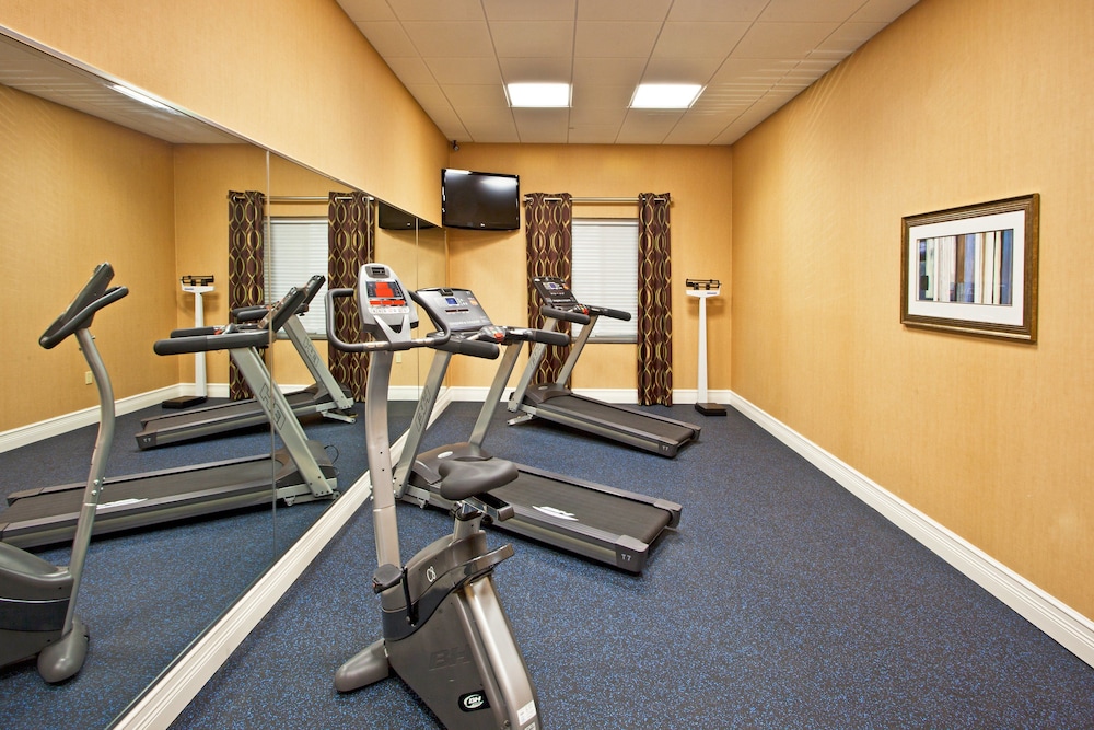 Holiday Inn Express Hotel Suites Saint Augustine North 41/77