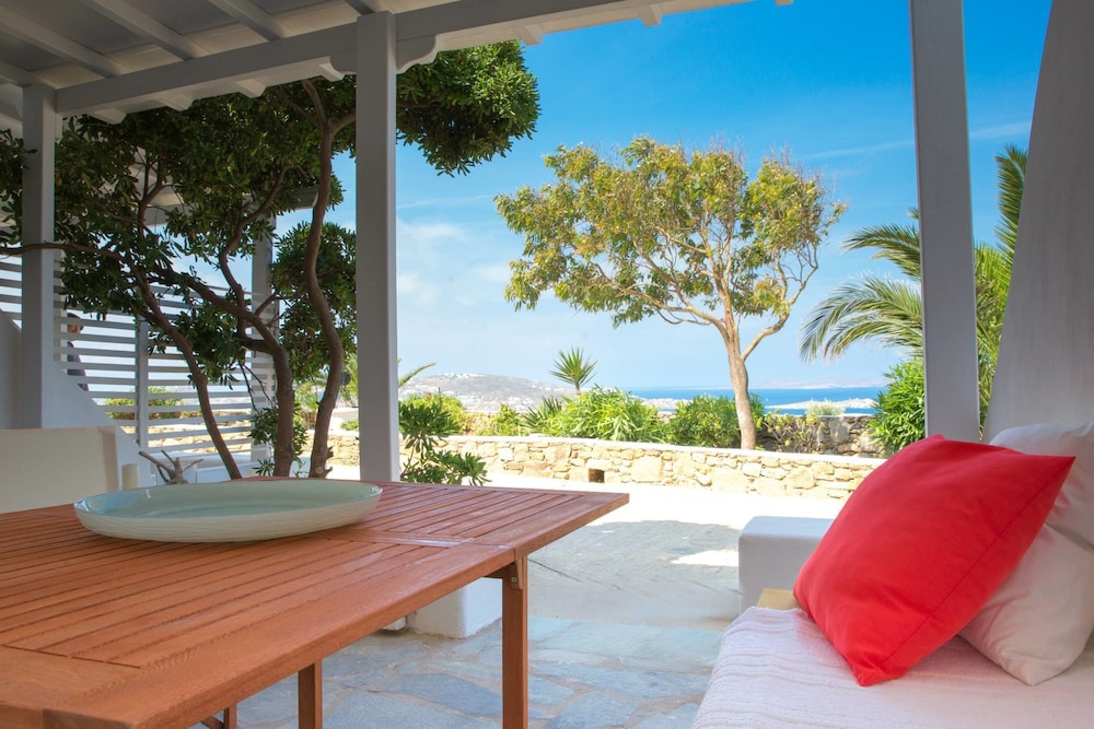 Bellou Suites 28/50