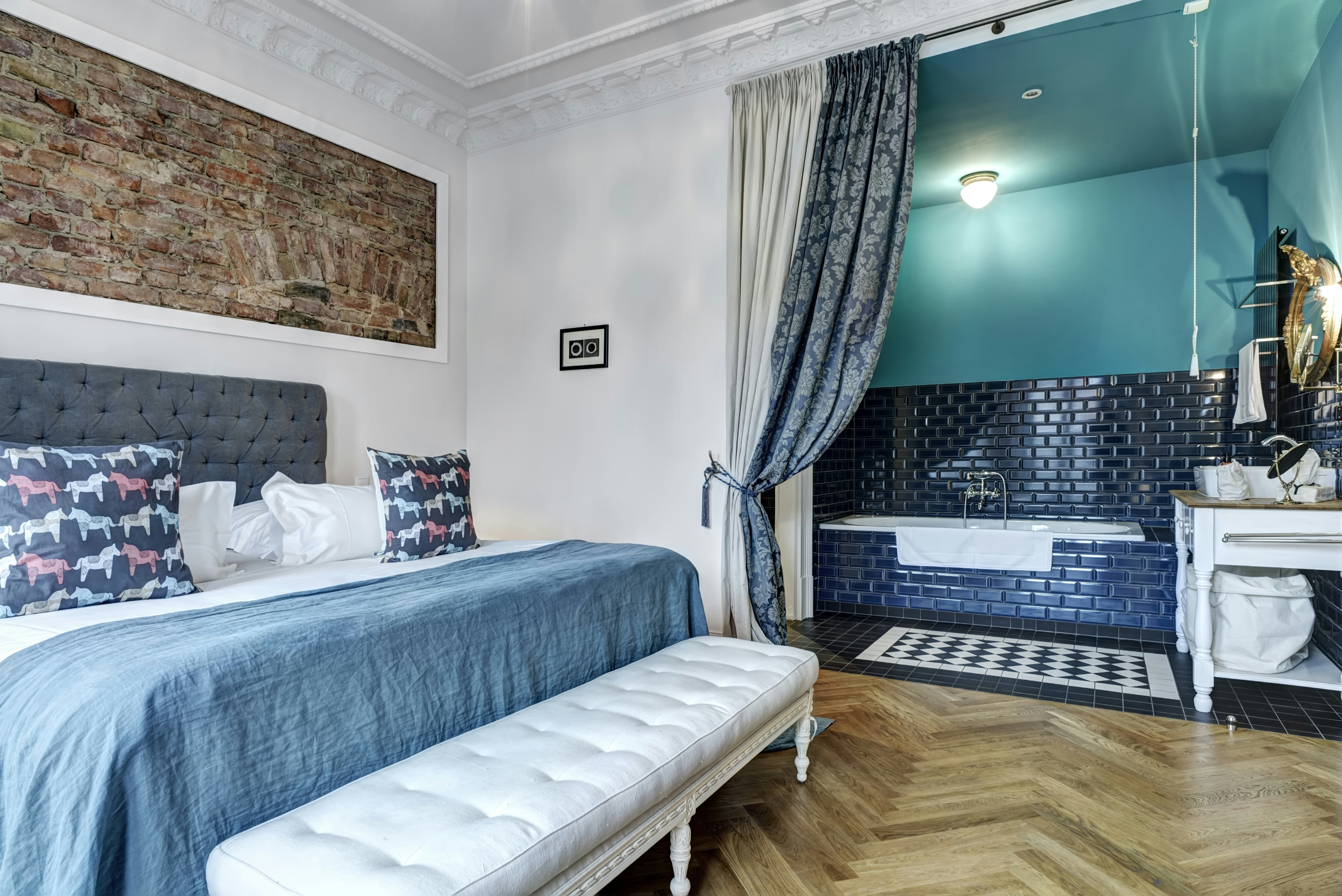 Gorki Apartments 22/69
