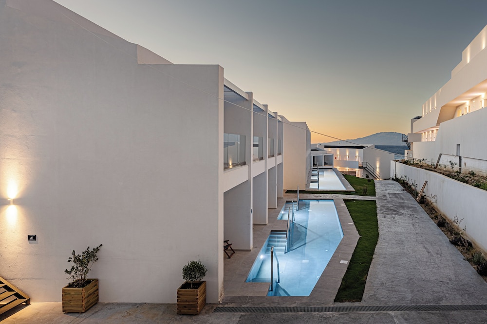 Magique Bleu Suites 32/50