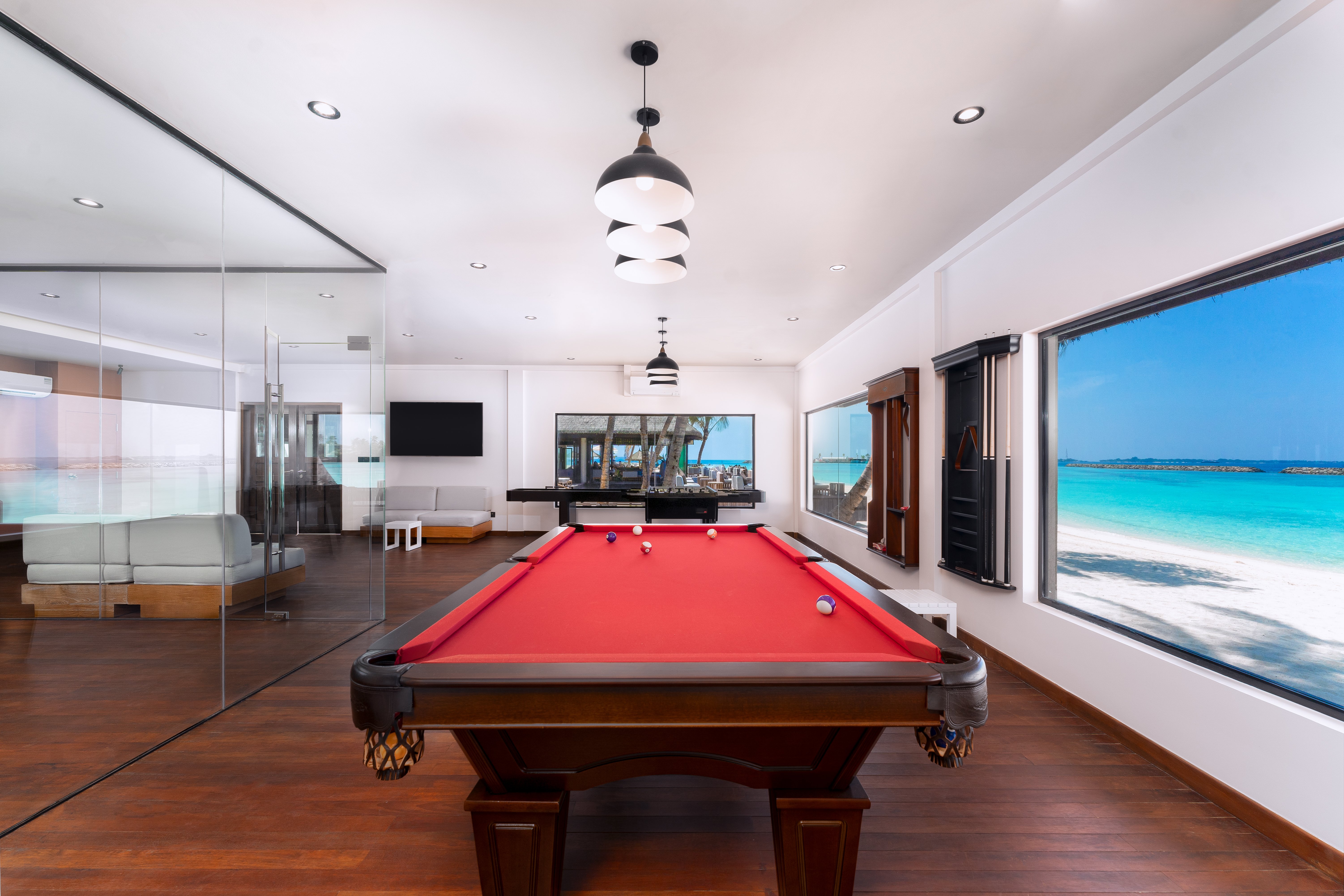 Veligandu Island Resort & Spa 150/172