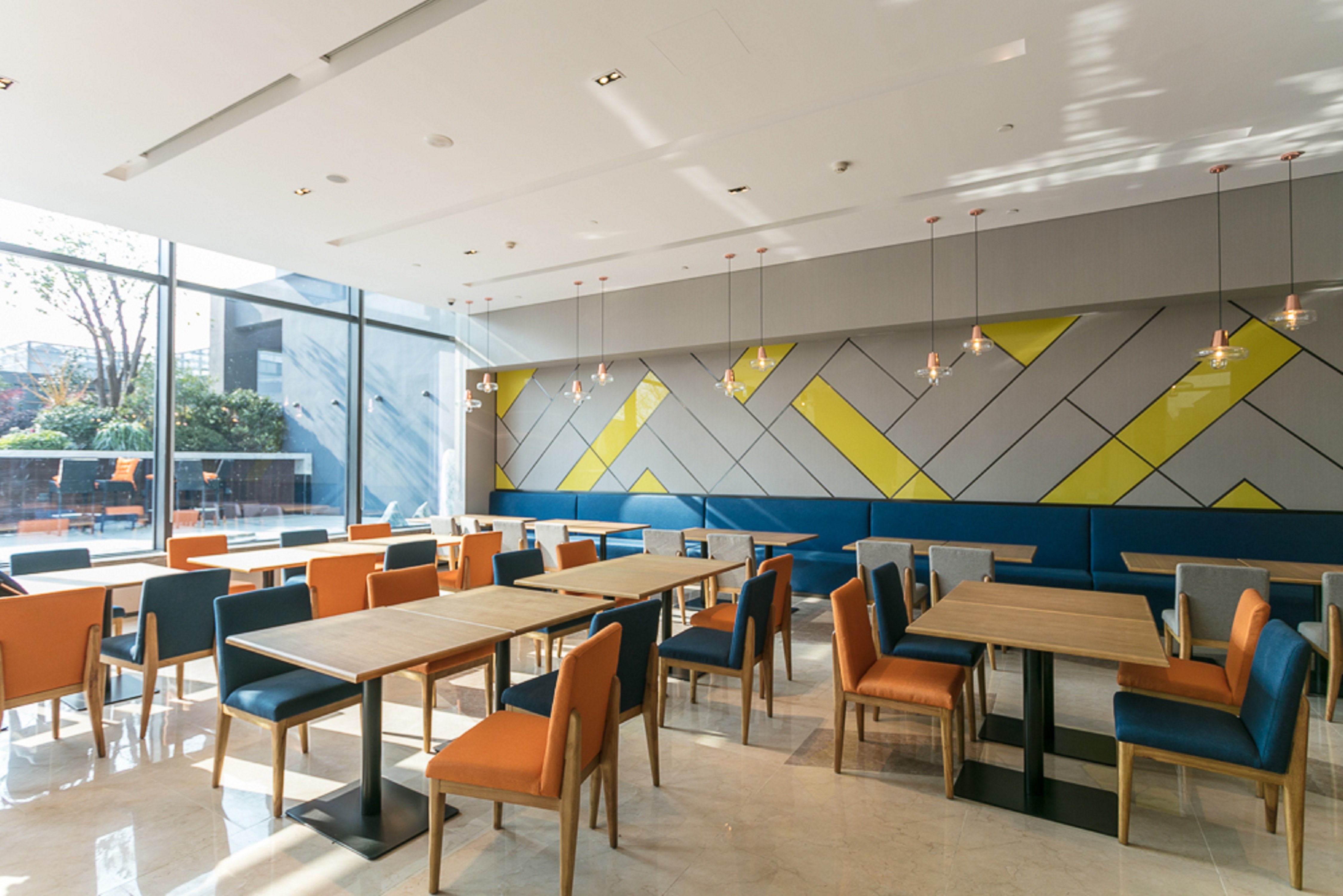 HOLIDAY INN EXPRESS SUZHOU NEW DISTRICT 17/24