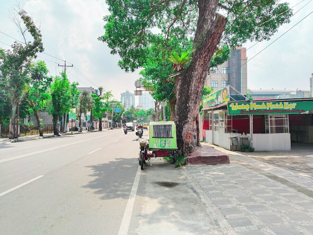 Hotel O Medan Near Gajah Mada formerly Hotel Labuhan Raya 61/61