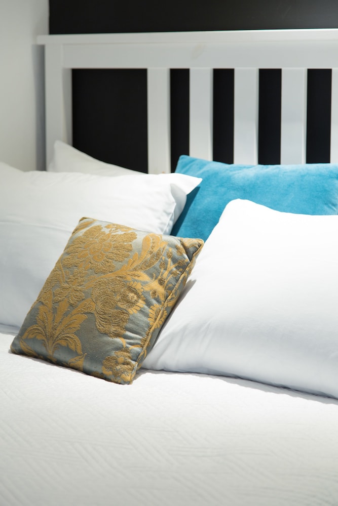 Concierge Athens I 24/50