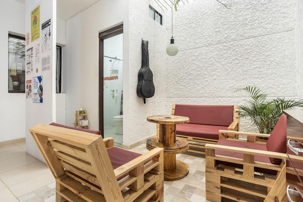 Casa Clandestina 33/50