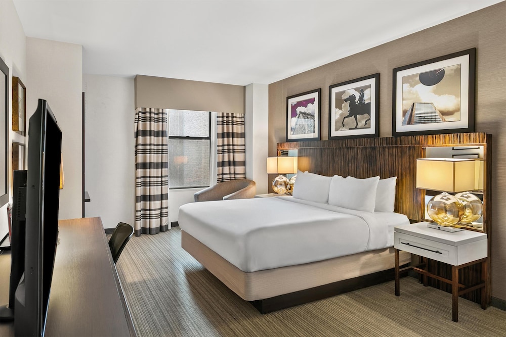 Sonesta Hotel Baltimore Inner Harbor 14/60