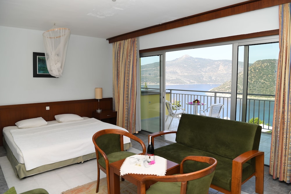 Happy Kalkan 46/71