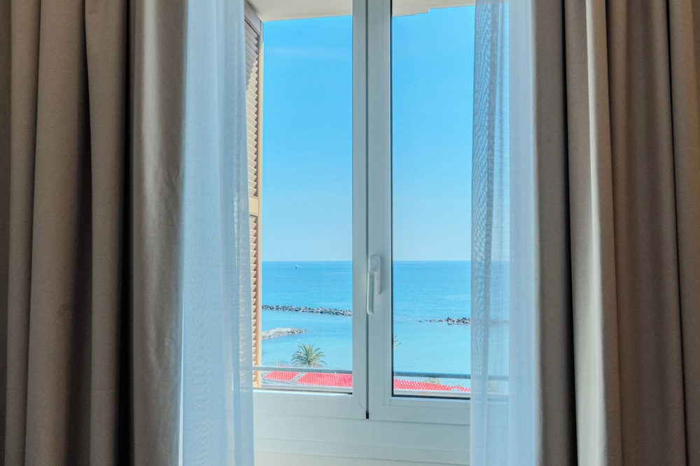 Lolli Hotel Palace 35/41
