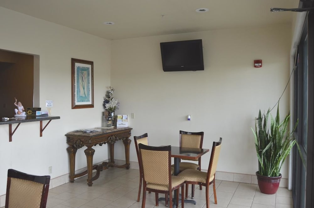 Motel6 Atoka, OK 42/54