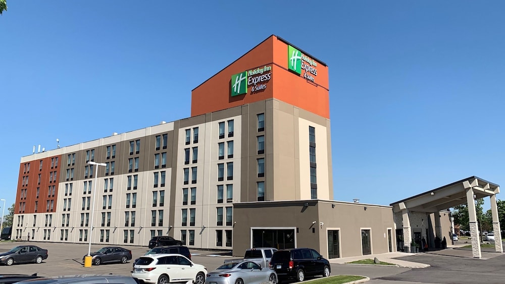 Holiday Inn Express Suites Toronto Airport West 1/55