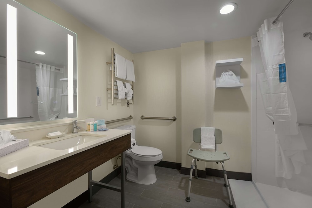 Hampton Inn Greenville/Travelers Rest 17/54