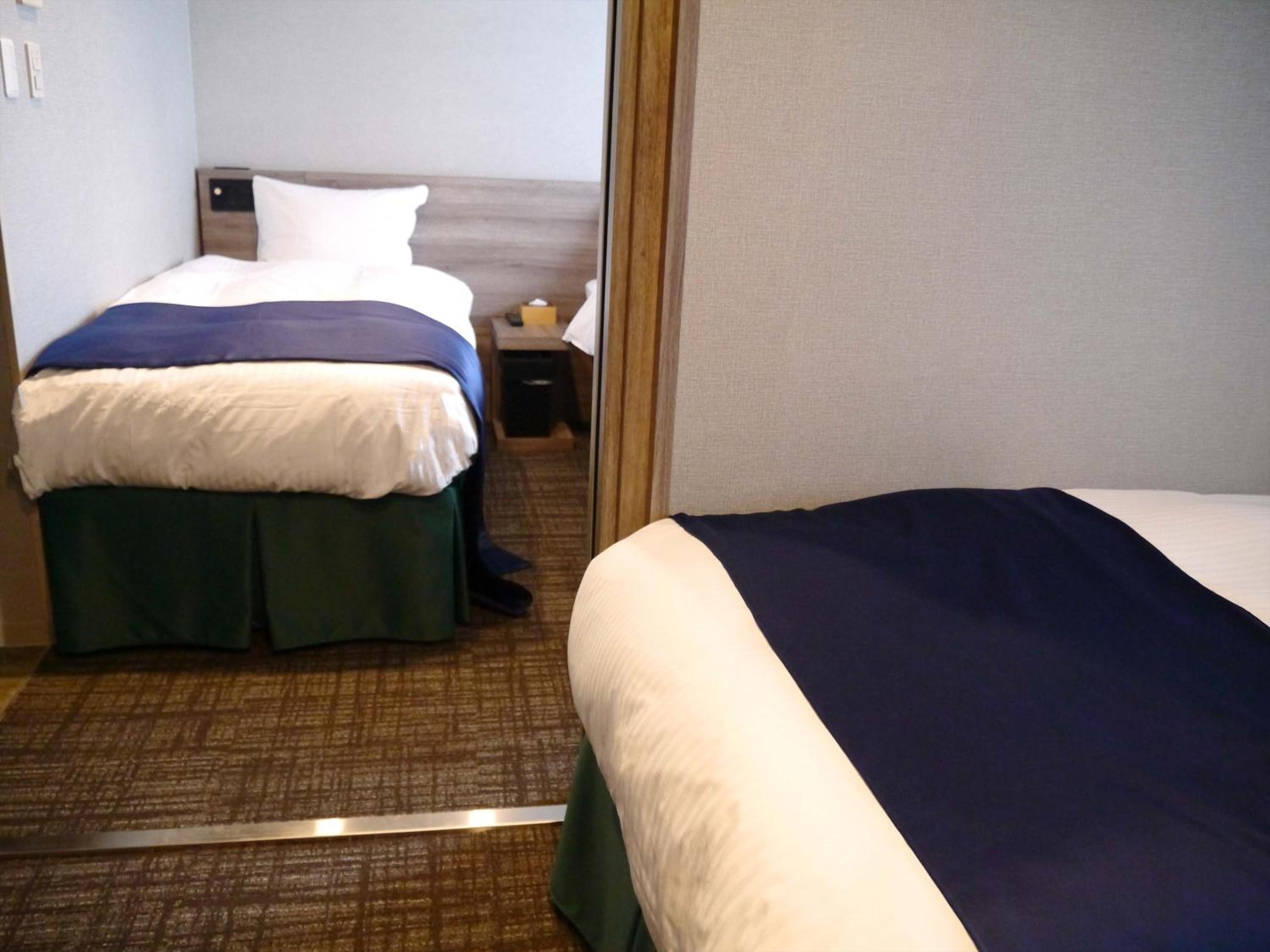 غرفة عائلية بأربعة أسرّة بغرفتي نوم، Best Western Fino Shinsaibashi 2/6