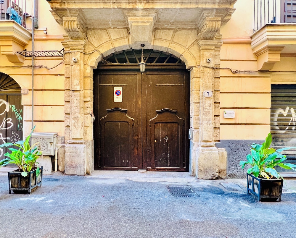 Bellaroto Suite 3/58