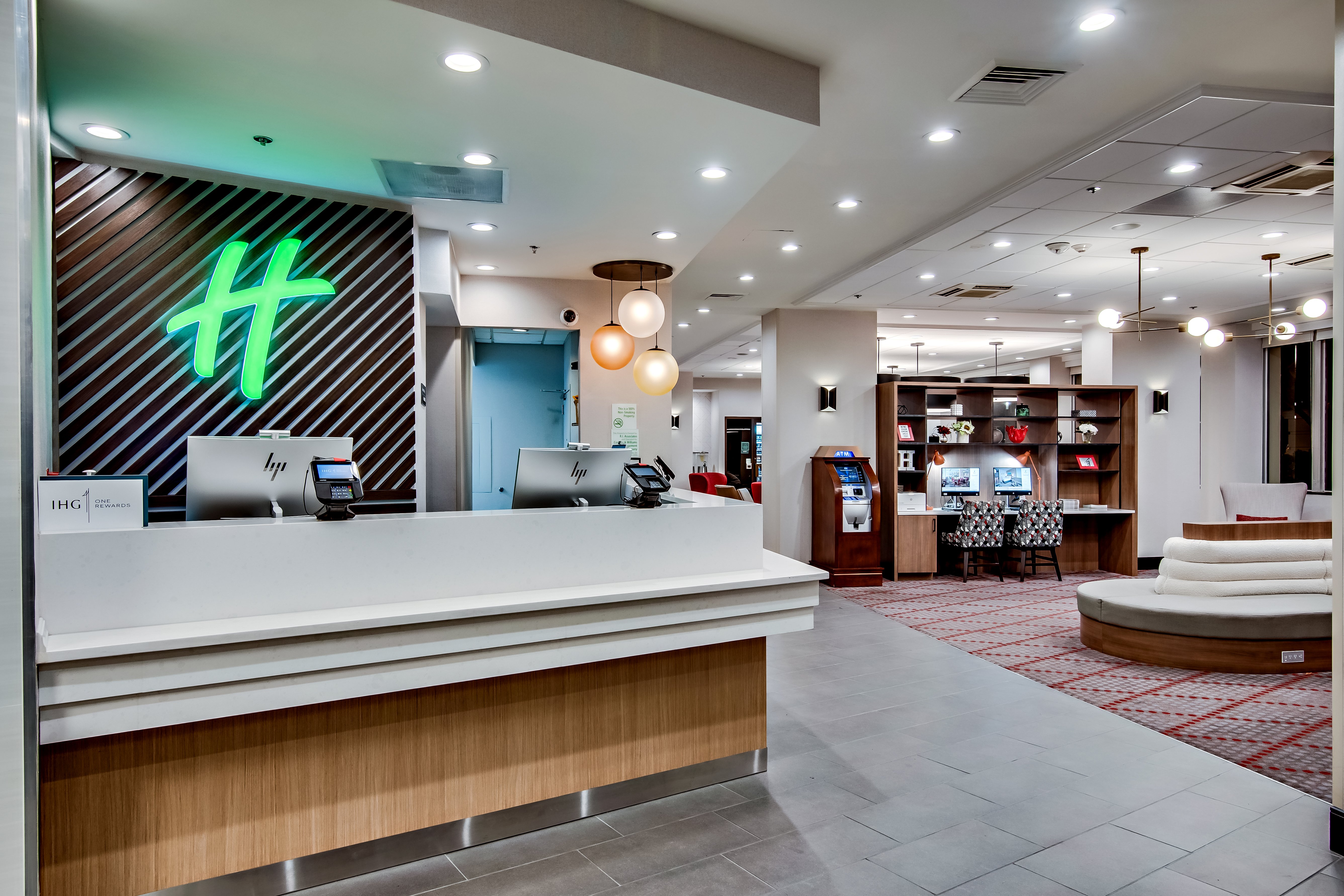 Holiday Inn Washington Central/White House 8/50