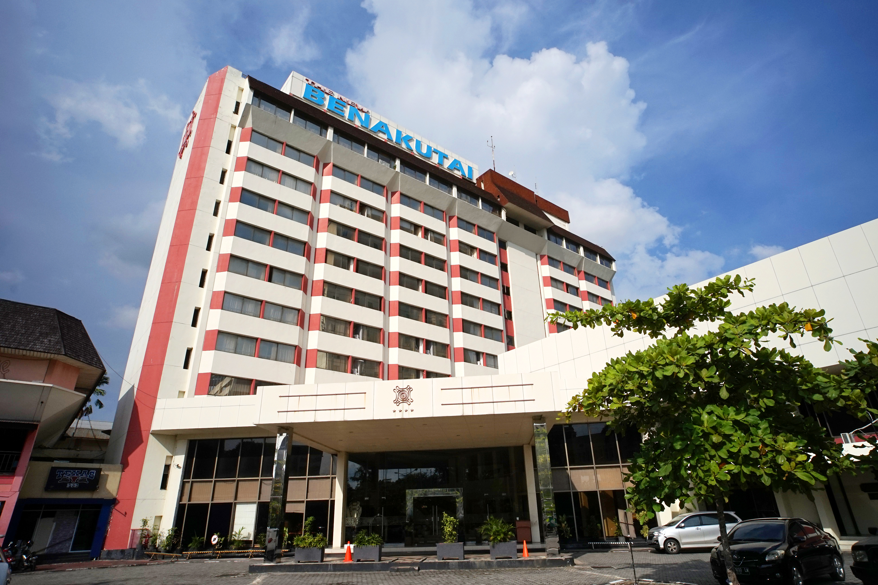 Collection O 1963 Hotel The New Benakutai (ex Capital O 1963 Hotel The New Benakutai) 6/60