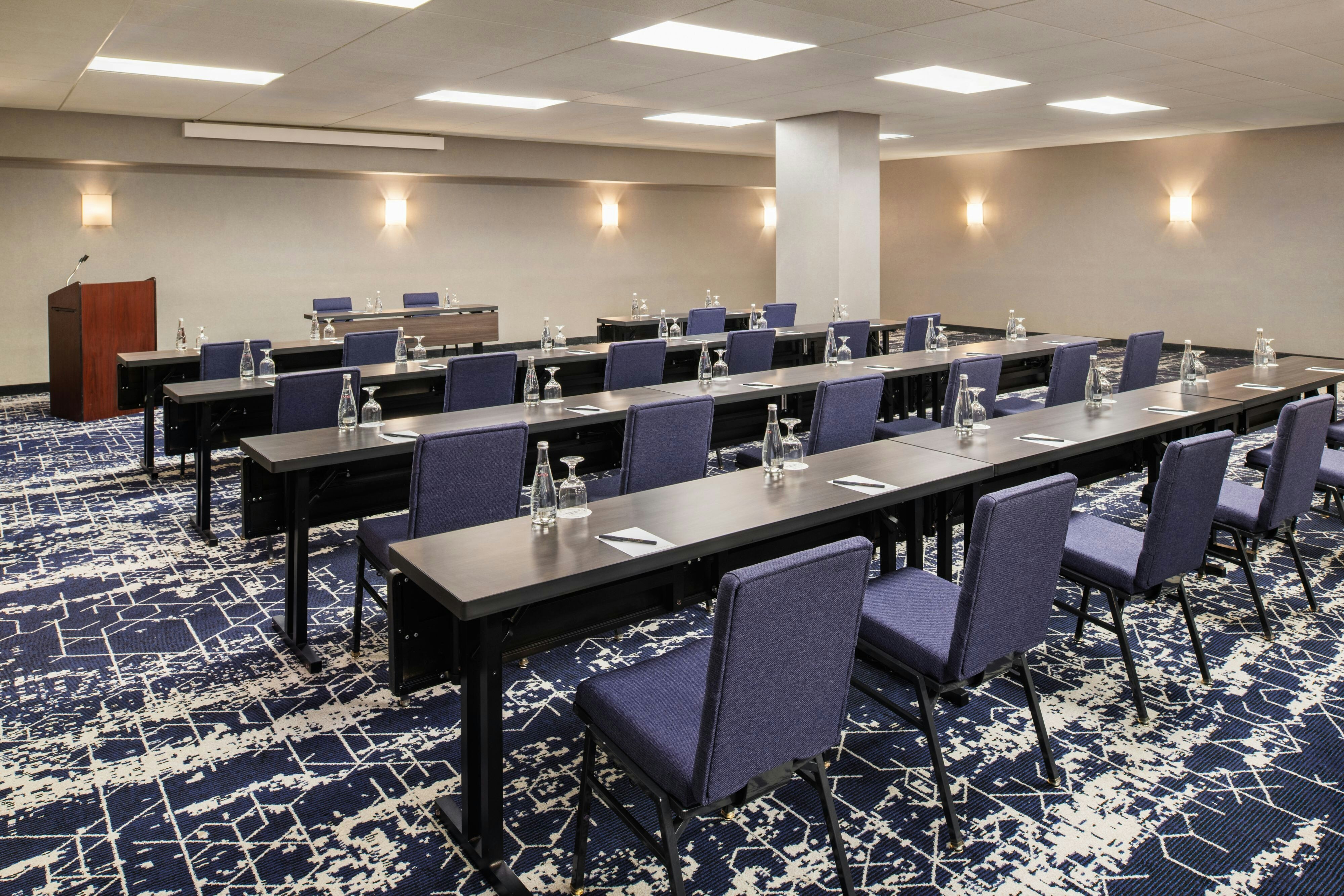 Courtyard By Marriott Culver City Los Angeles 43/46