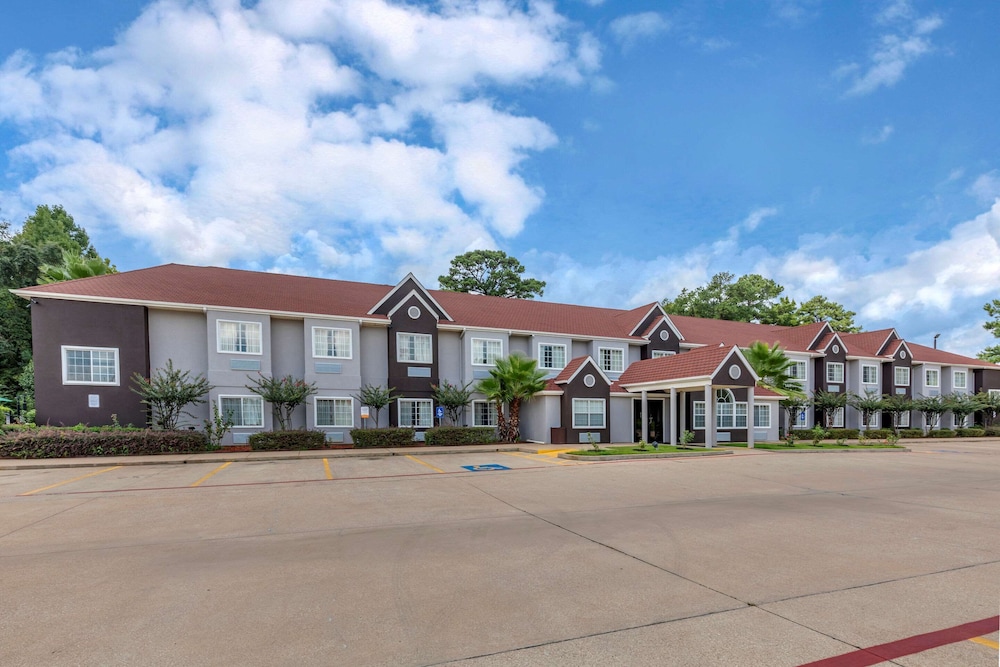 Quality Inn & Suites Longview I-20 5/35