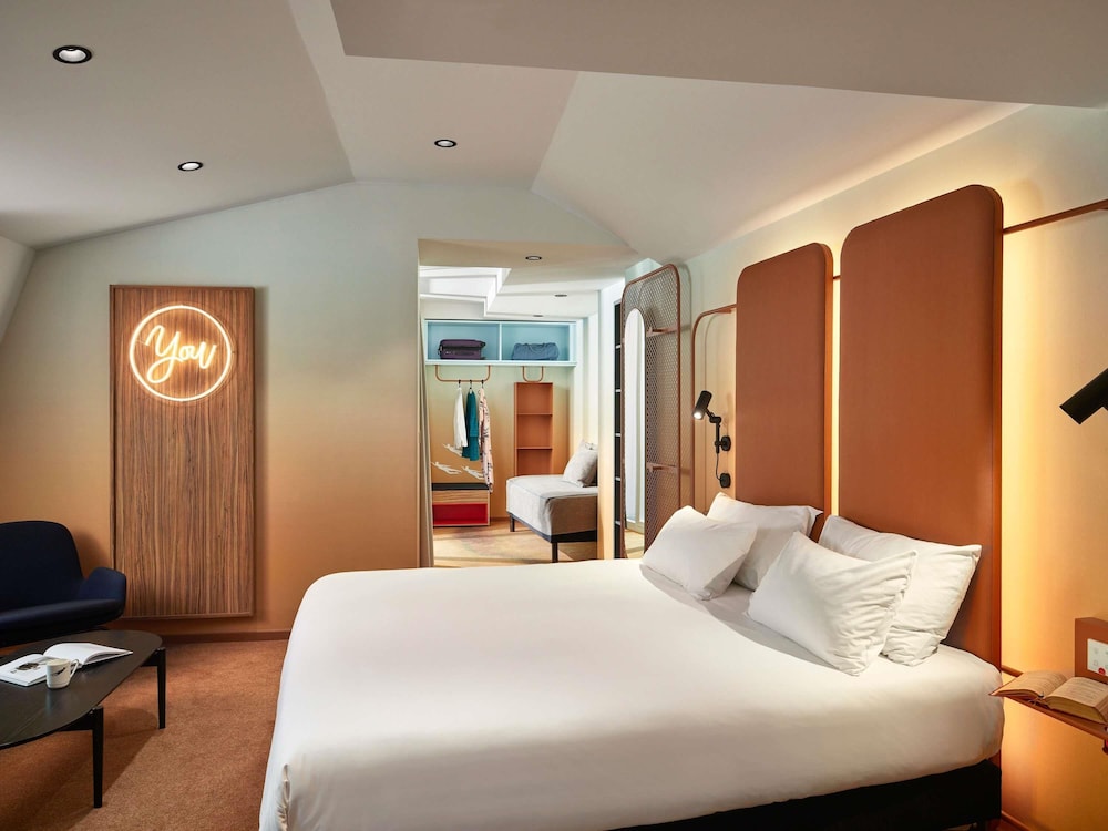 Junior Suite, Deluxe, 1 Double and 1 Single Bed, Terrace
