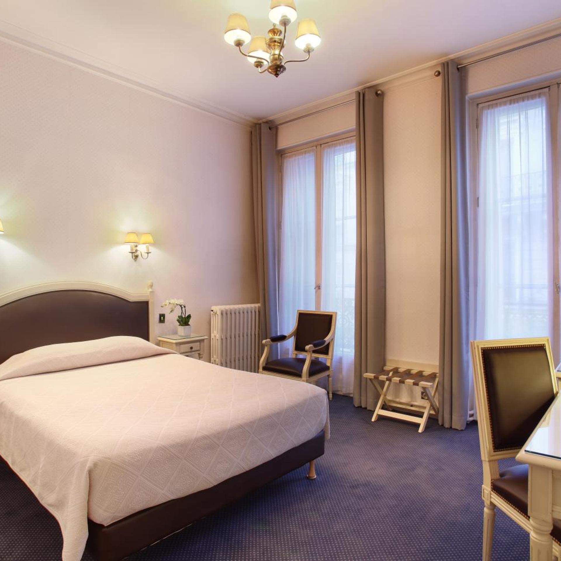 Hotel Du Printemps 17/48