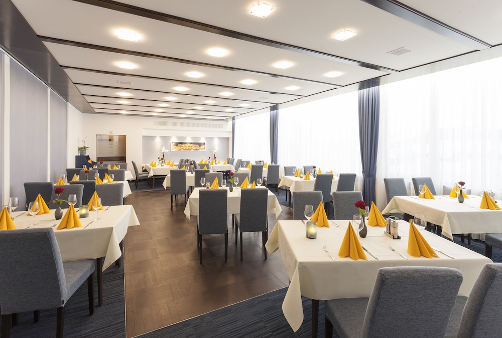 Best Hotel Zeller 44/64