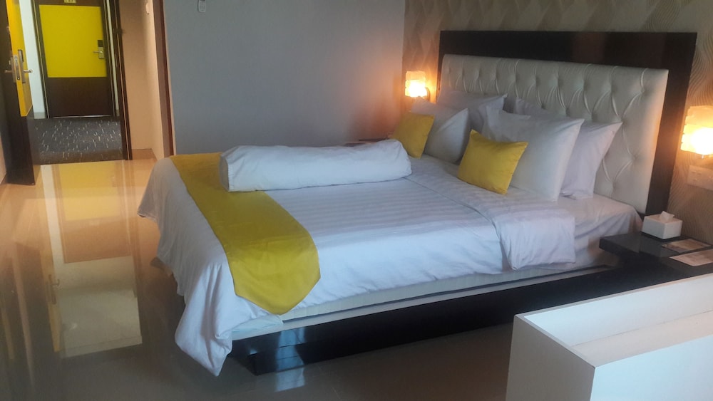 Kaliban Hotel 25/46