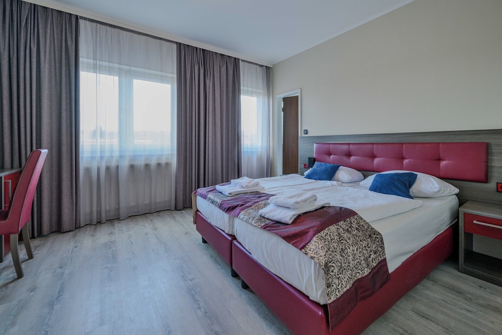 Hotel Klein 16/41