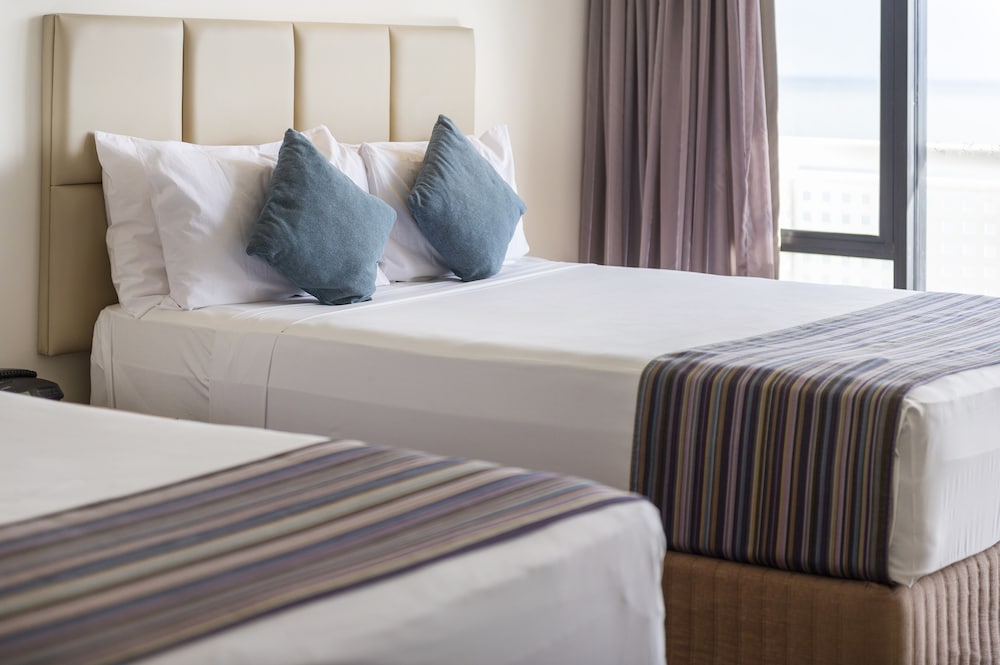 Rydges Esplanade Resort 18/68
