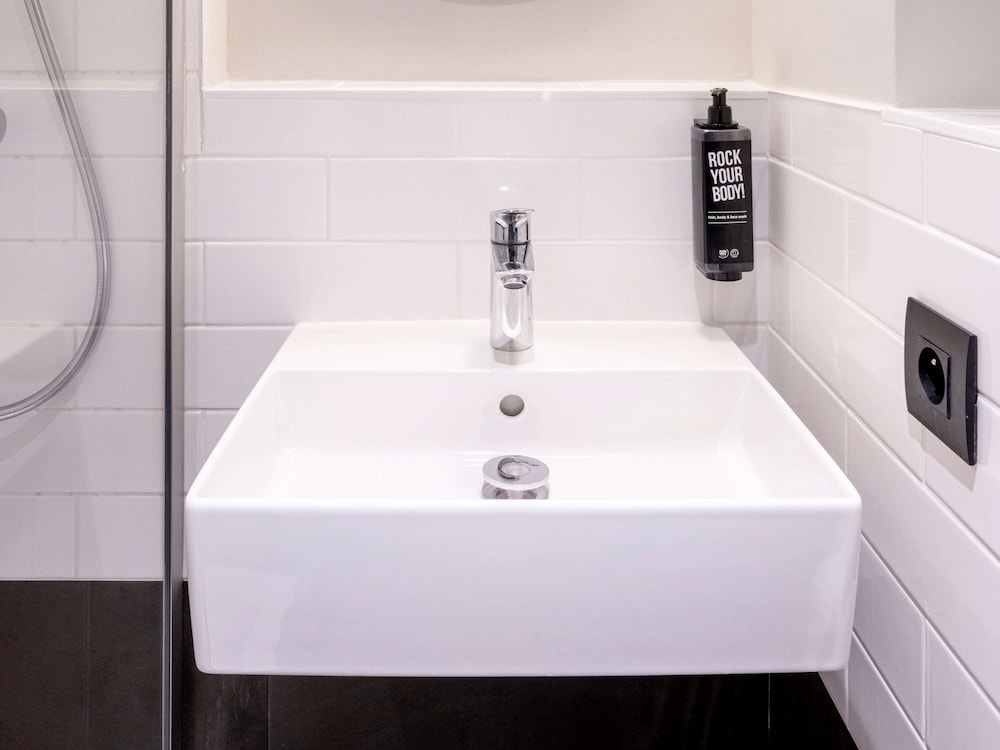 Ibis La Rochelle Vieux Port 27/64