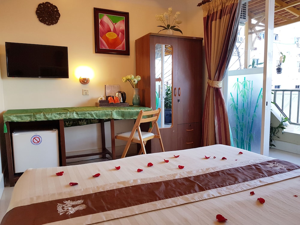 Fancy Guest House 17/37