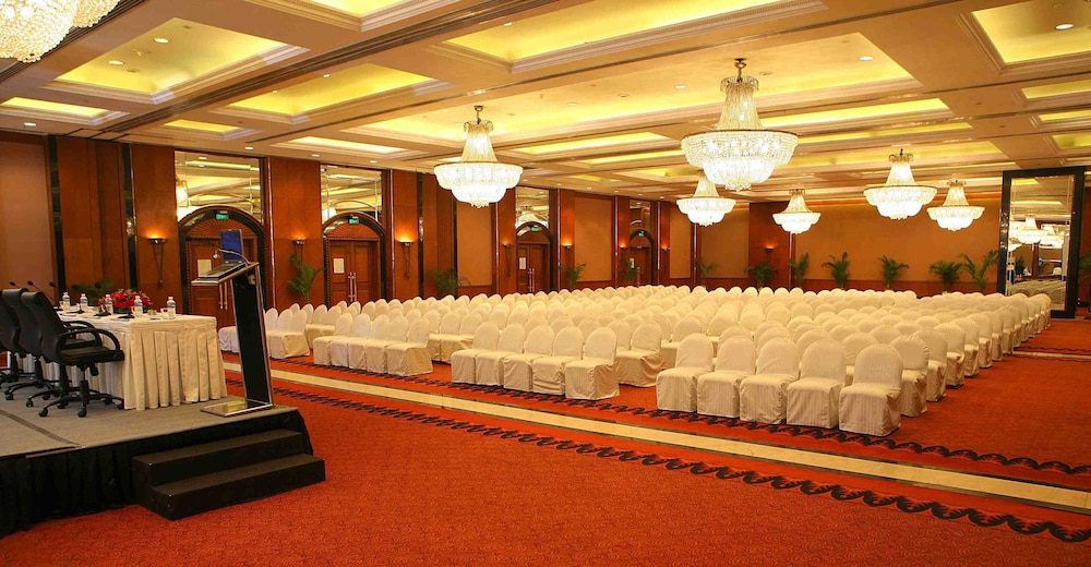 Eros Hotel New Delhi, Nehru Place 25/50