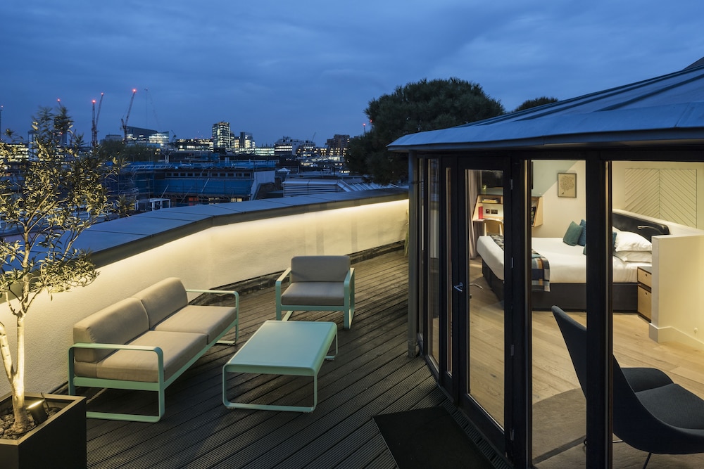 Marrable's Farringdon Hotel 2/36
