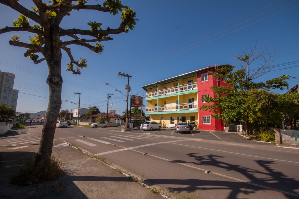Hotel Penha 38/44