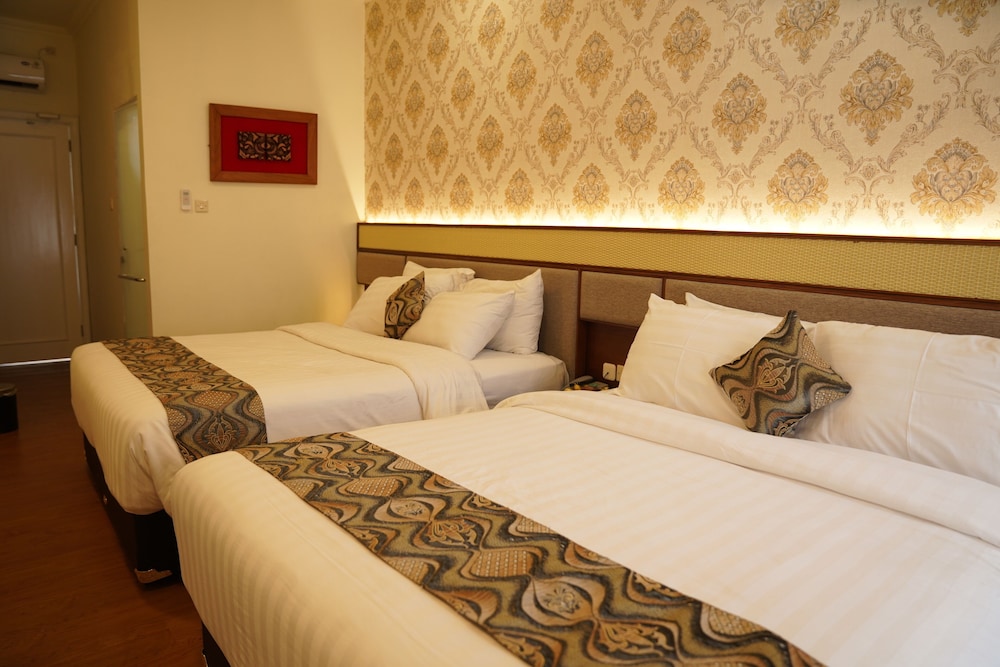 Hotel Indah Palace Tawangmangu 13/48